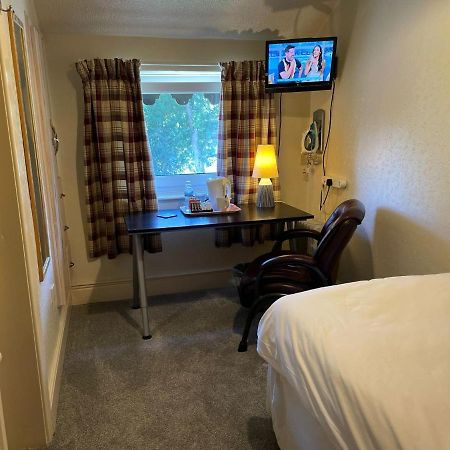Rostrevor Hotel - Guest House Бери Екстериор снимка