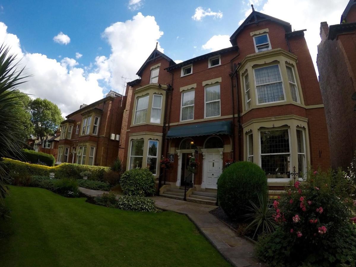 Rostrevor Hotel - Guest House Бери Екстериор снимка