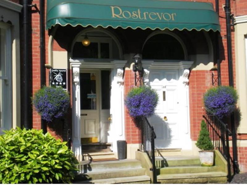 Rostrevor Hotel - Guest House Бери Екстериор снимка